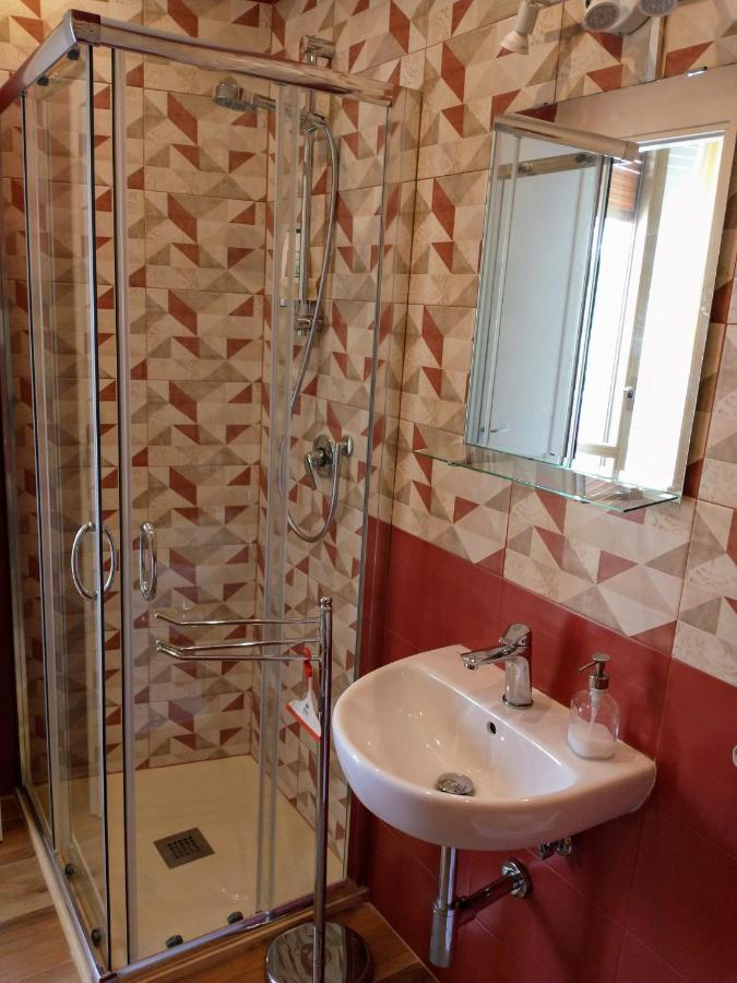 Mi Casa Tu Casa Hotell Formia Eksteriør bilde