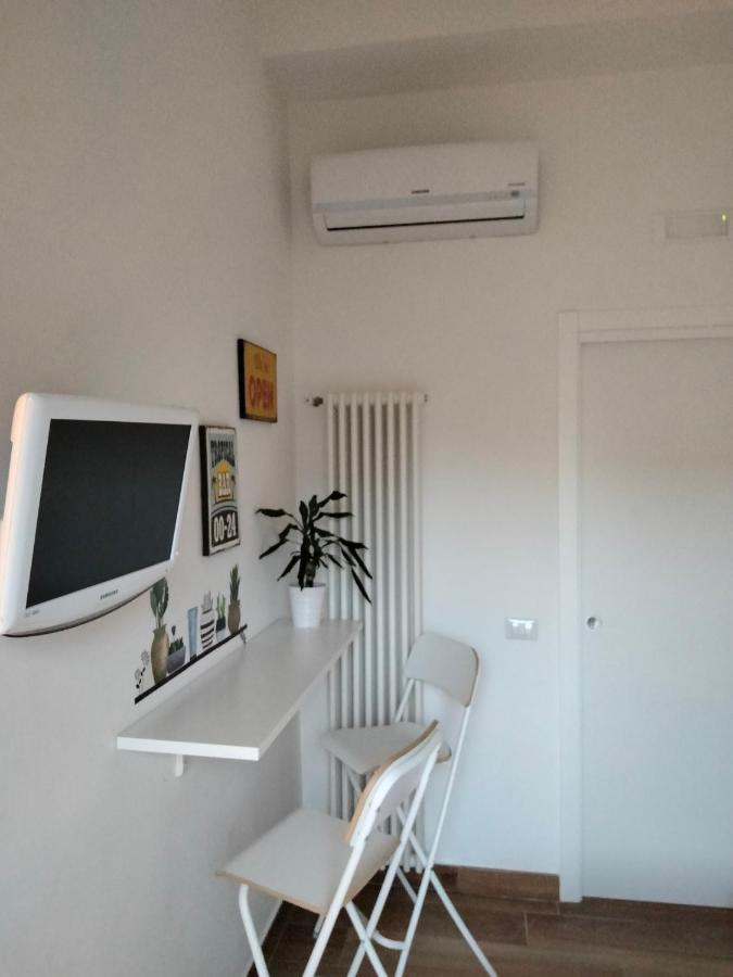 Mi Casa Tu Casa Hotell Formia Eksteriør bilde